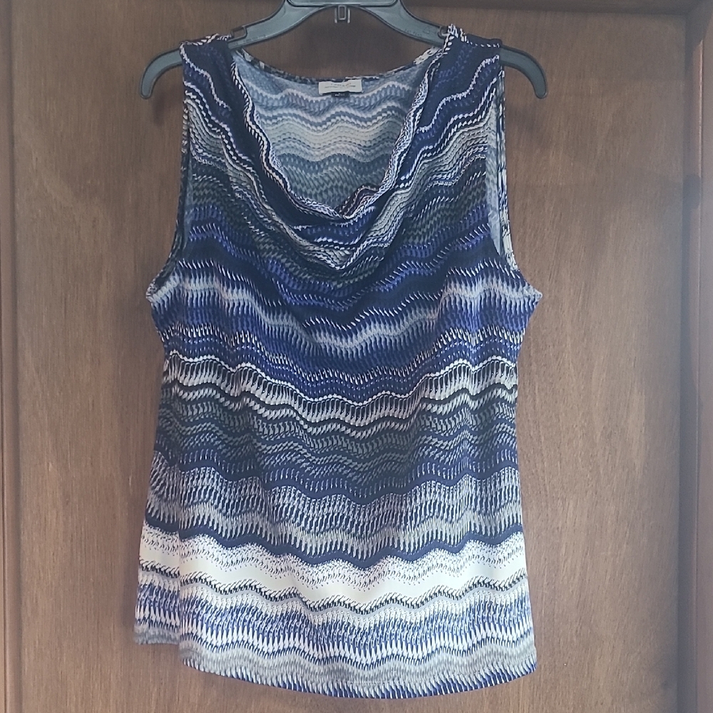Wave Pattern Cowl Neck Top